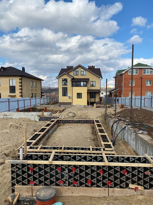 Сад в д. Новопокровское